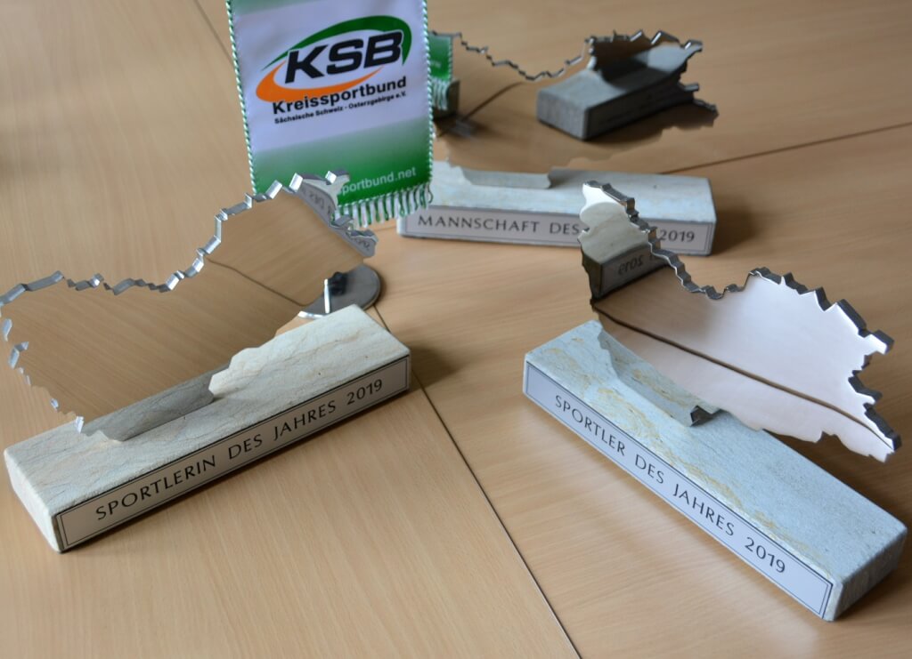 SportlerdesJahres2019_Pokale5