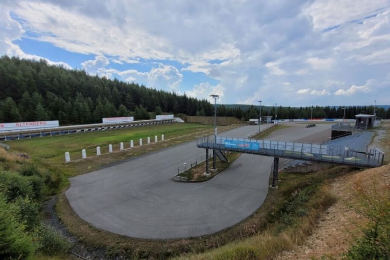 Screenshot_20230219_133357_Samsung Internet