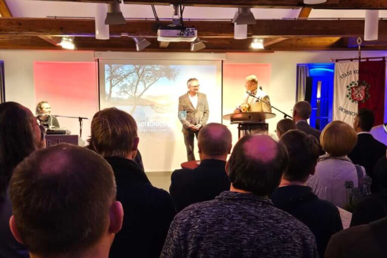 Dzikowski2024geehrtKöngsteinStadt