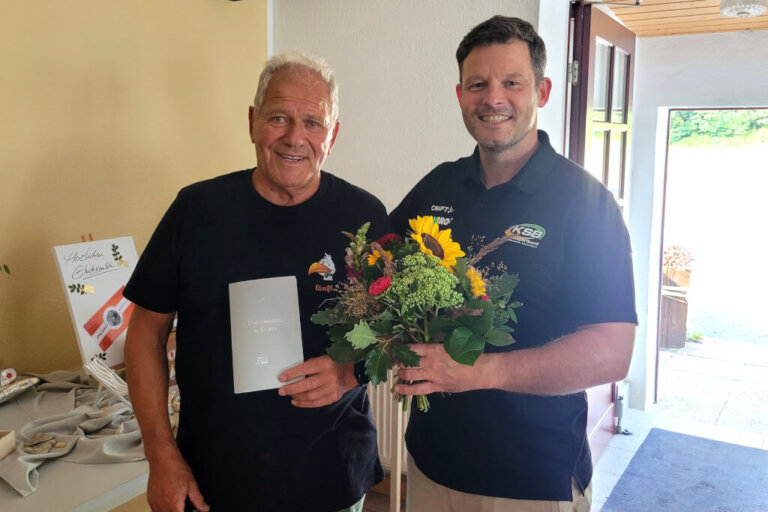 FortschirttuPirnaSued_DieterSchwanzEhrung80