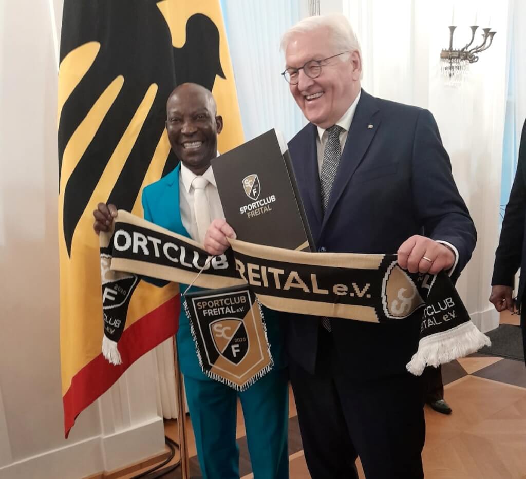 CandidoMahocheBundesverdienstkreuz24a