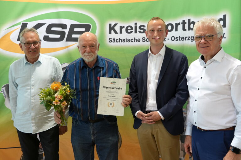 FrankMüllerEhrenurkunde2025hauptauschuss