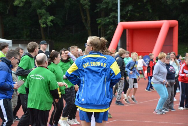 JohannesFörsterSportfest_2024_FotoKlingbeilKSB (Erwärmung)
