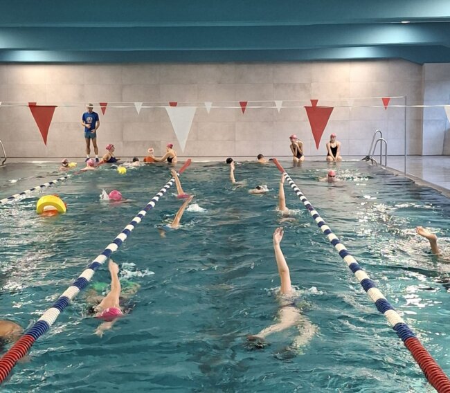 Schwimmhalle 25m