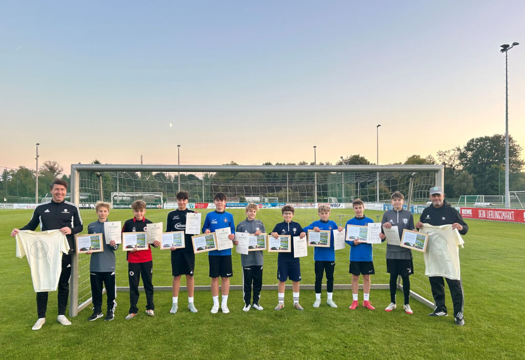 DFB-Stützpunkt SOE Pirna_Verabschiedung_DFB-U14 Spieler