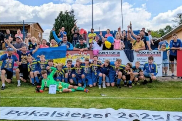 SGblaugelbstolpenDjugendPokalsieger
