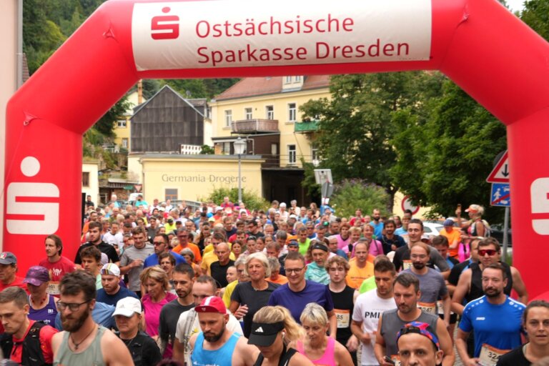 SparkassenFestungslauf2025skl_AMSTART_FotoKlingbeilKSB