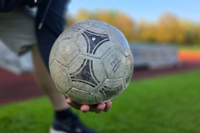 Fussball (1)